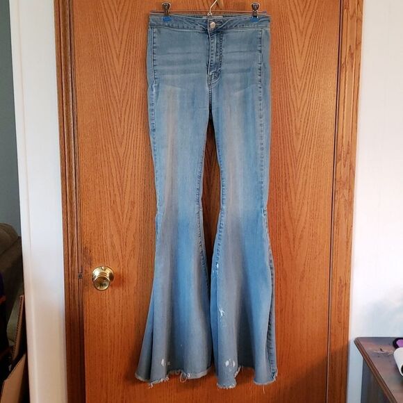 Very Nice Free People Distressed Flare Bell Bottom Jeans Sz 24 - Picture 1 of 9